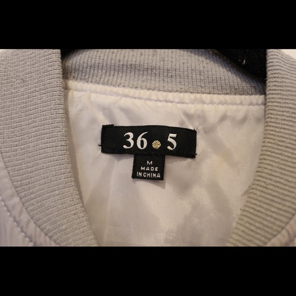 Very stylish Windbreaker - Picture 4 of 4